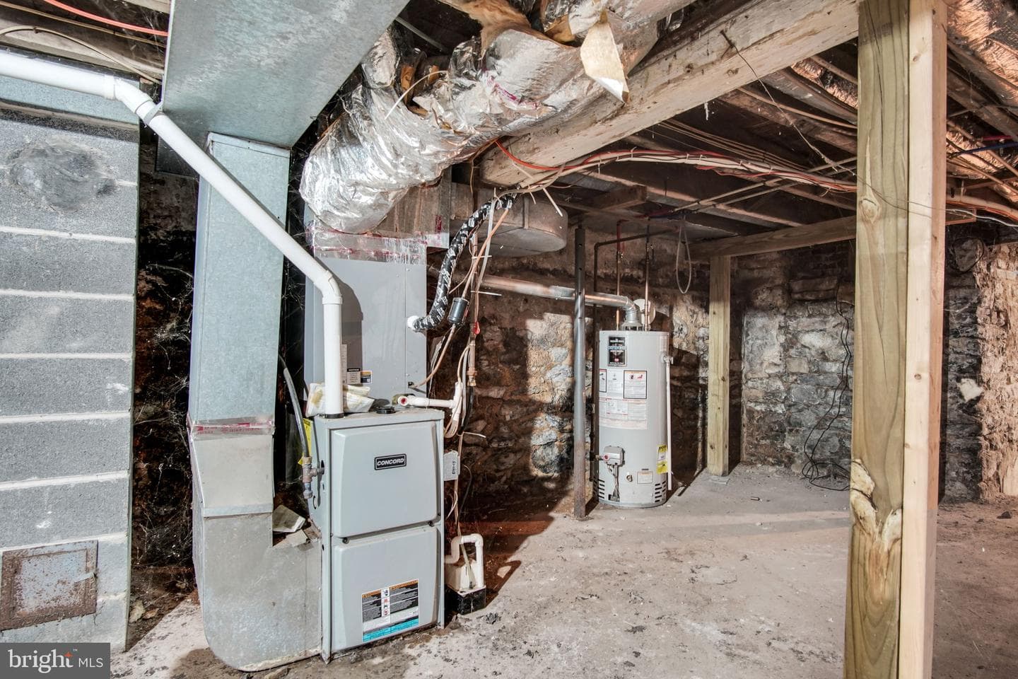 125 S Pershing Avenue photo 32