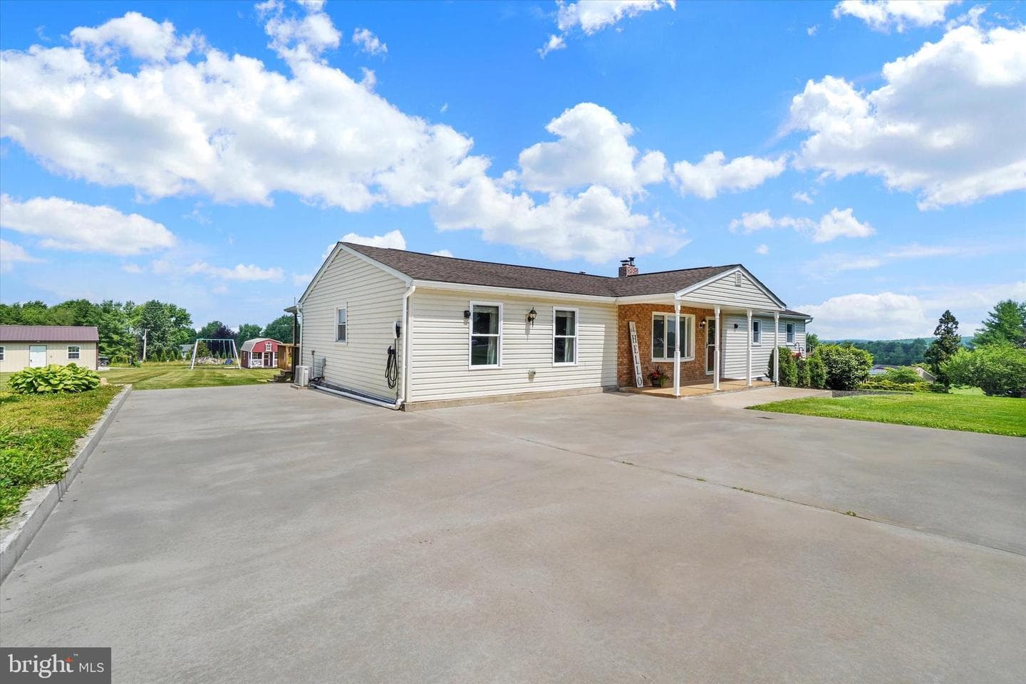 13174 Mont Road photo 4