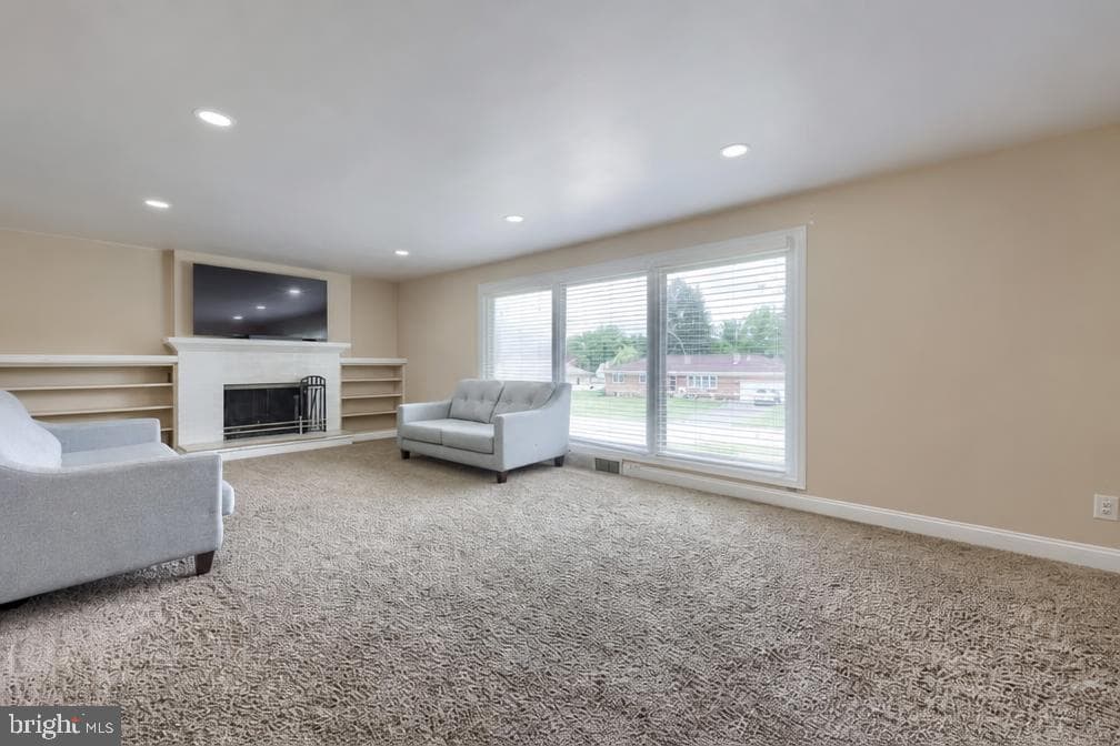 100 N Lynbrook Drive N photo 6