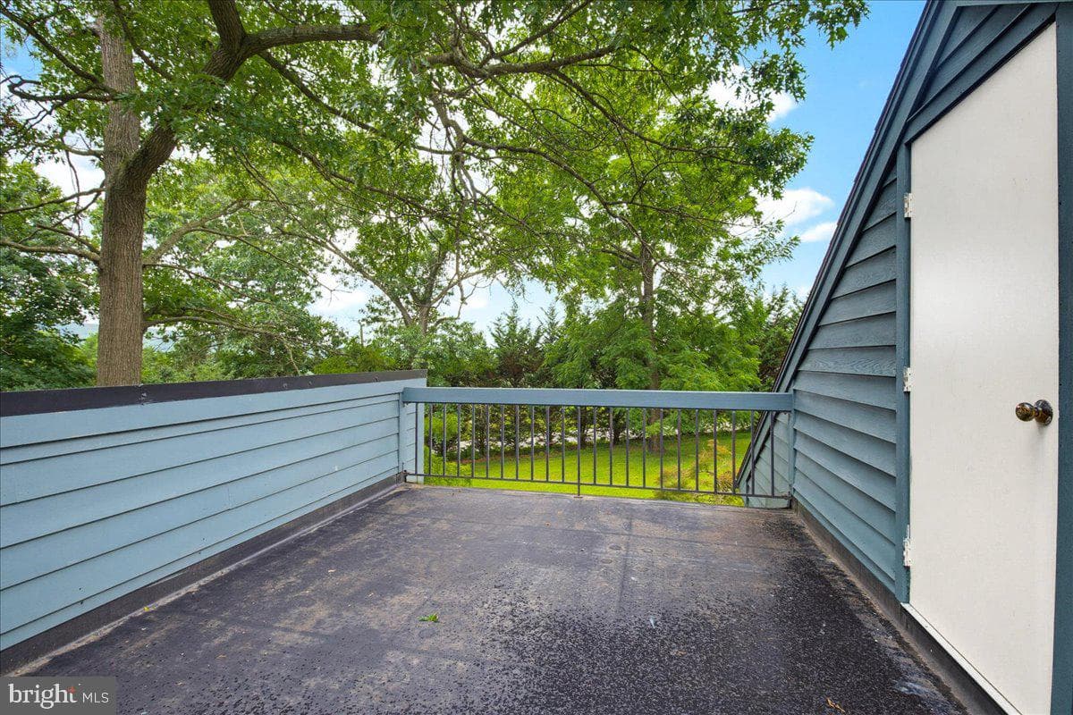 4065 Deerhill Dr photo 38