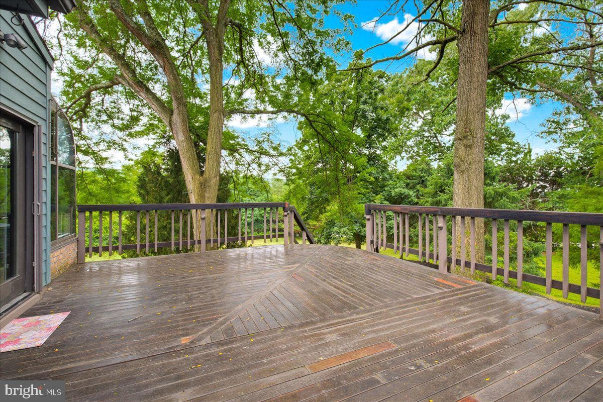 4065 Deerhill Dr photo 40