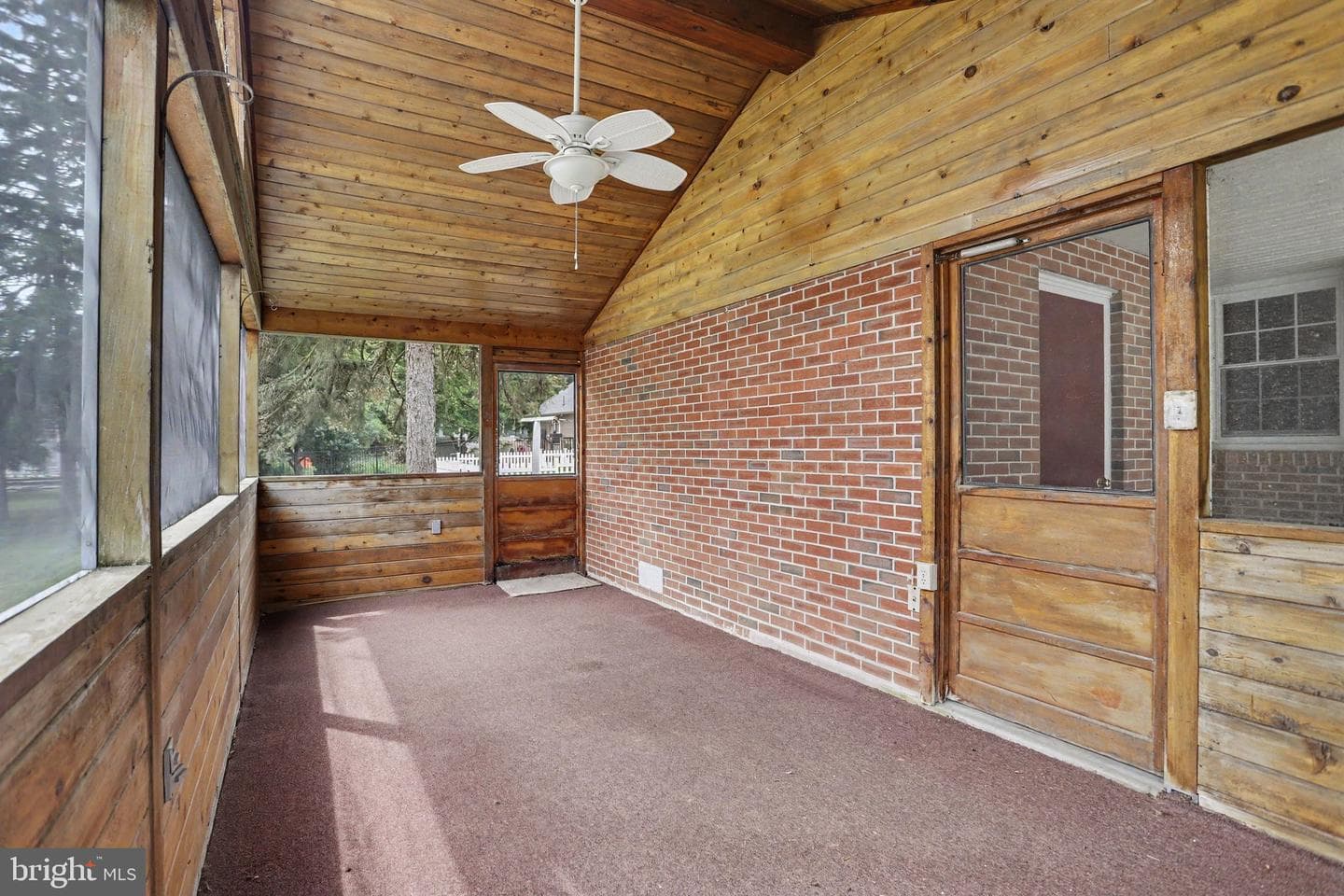 113 Grant Drive photo 6