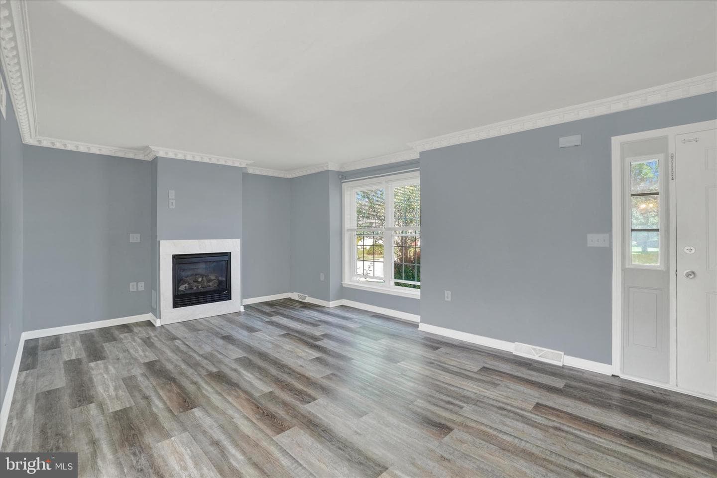 80 Jewel Drive photo 3