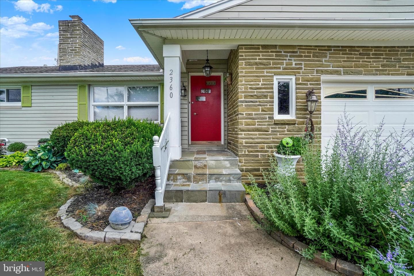 2360 Loucks Road, York