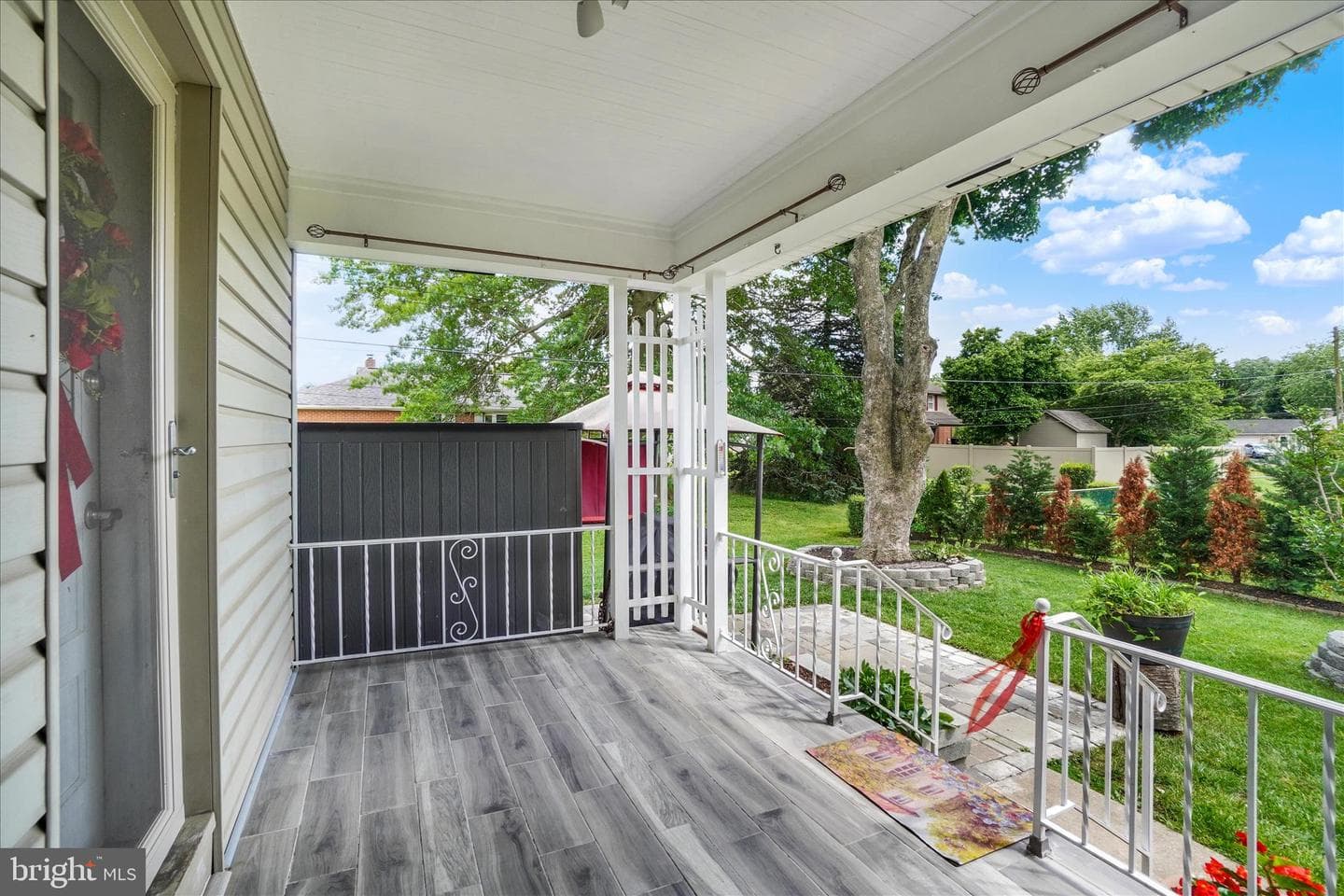 2360 Loucks Road photo 25
