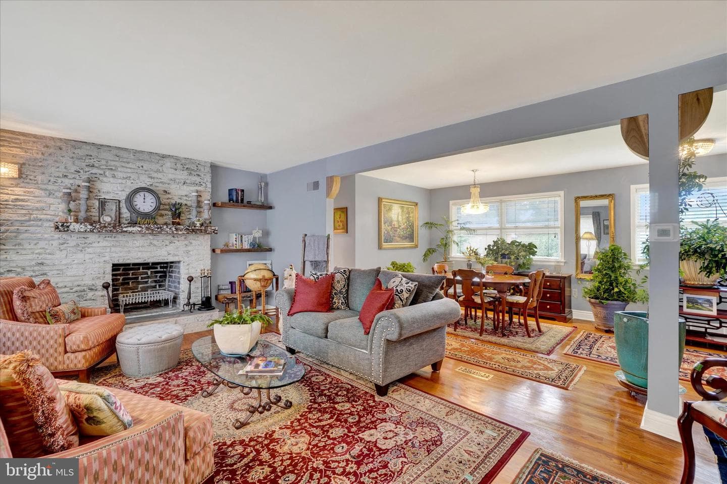 2360 Loucks Road photo 5
