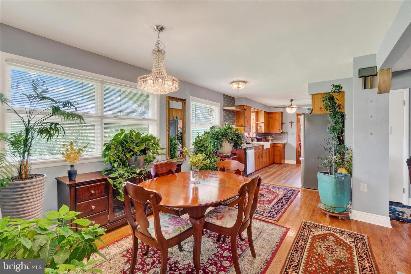 2360 Loucks Road photo 9