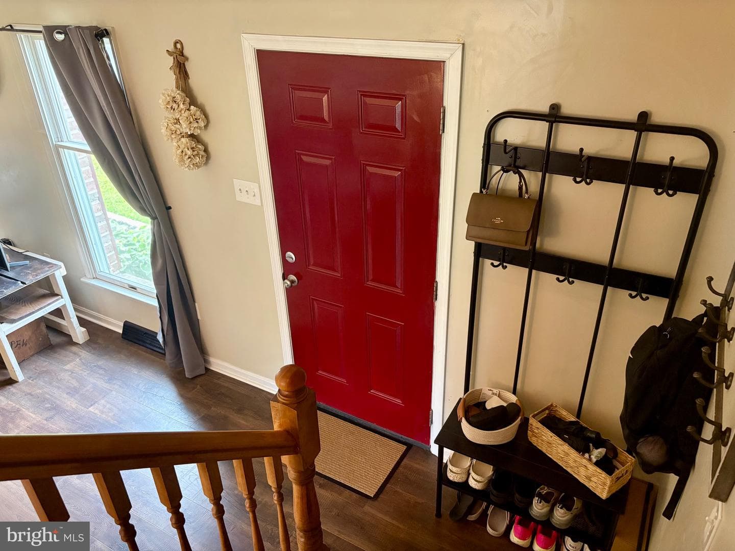 220 Boxwood Road photo 3
