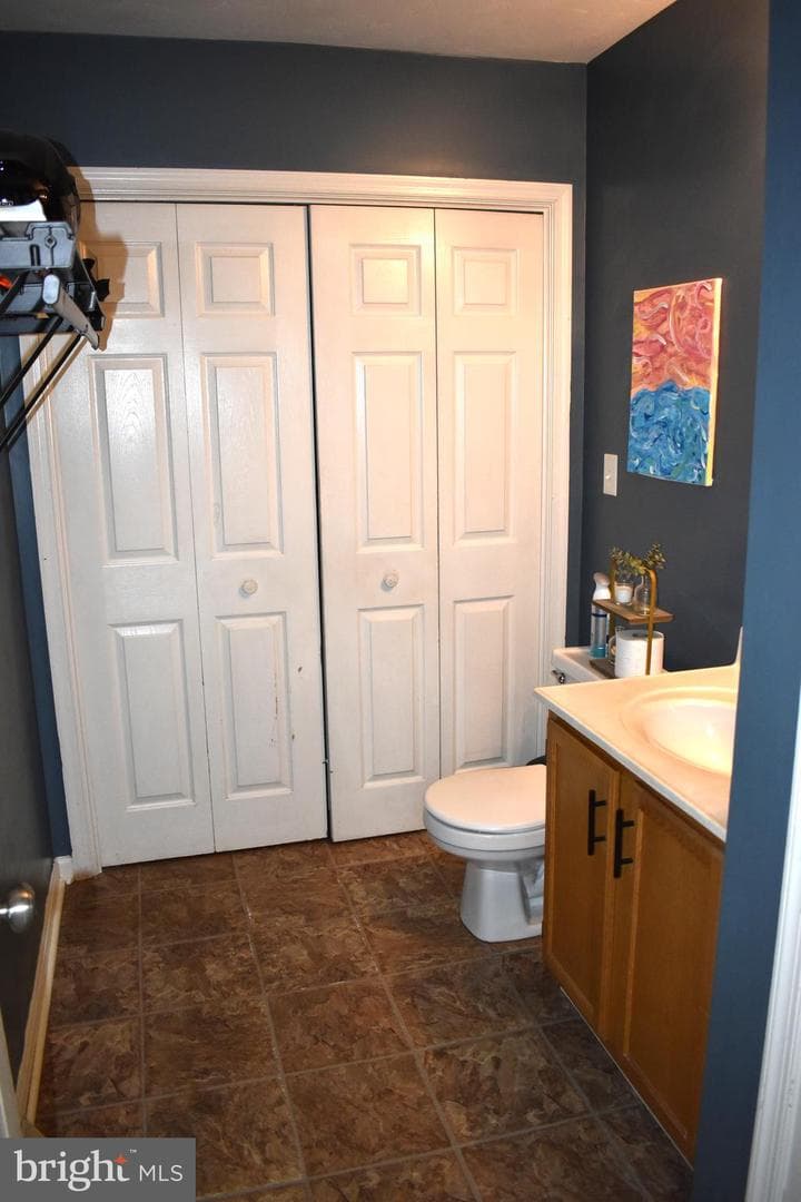220 Boxwood Road photo 9