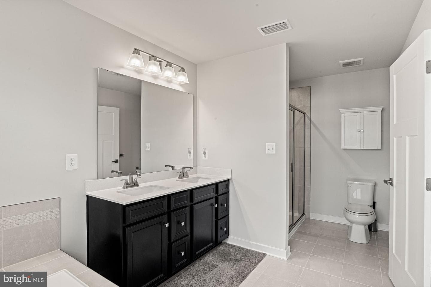 102 Tyler Drive photo 35