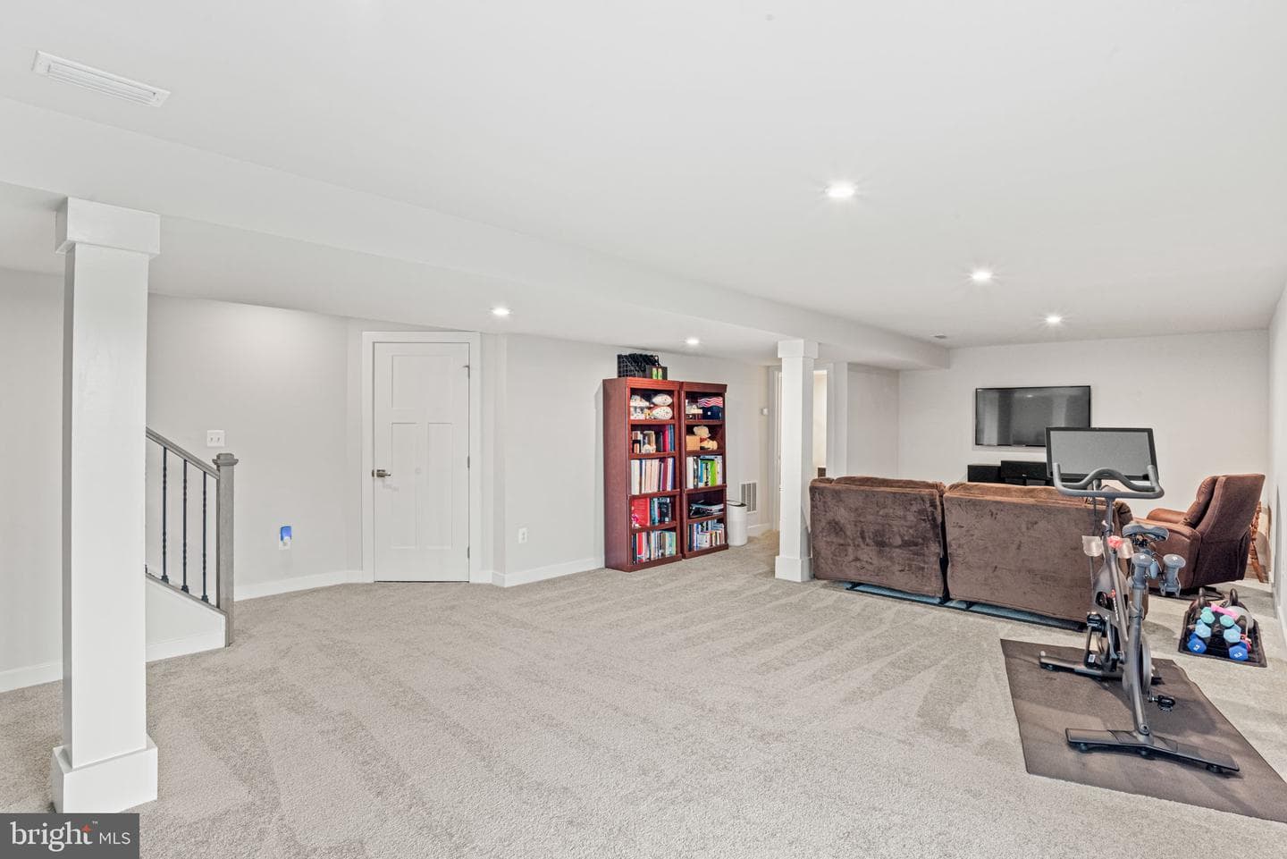 102 Tyler Drive photo 37