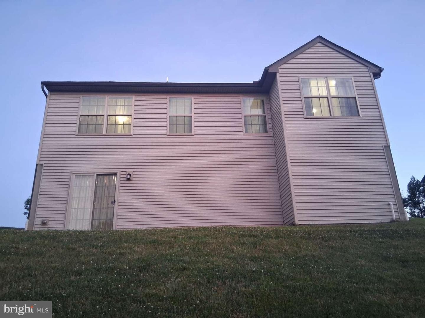 316 Hollyhock Drive photo 3
