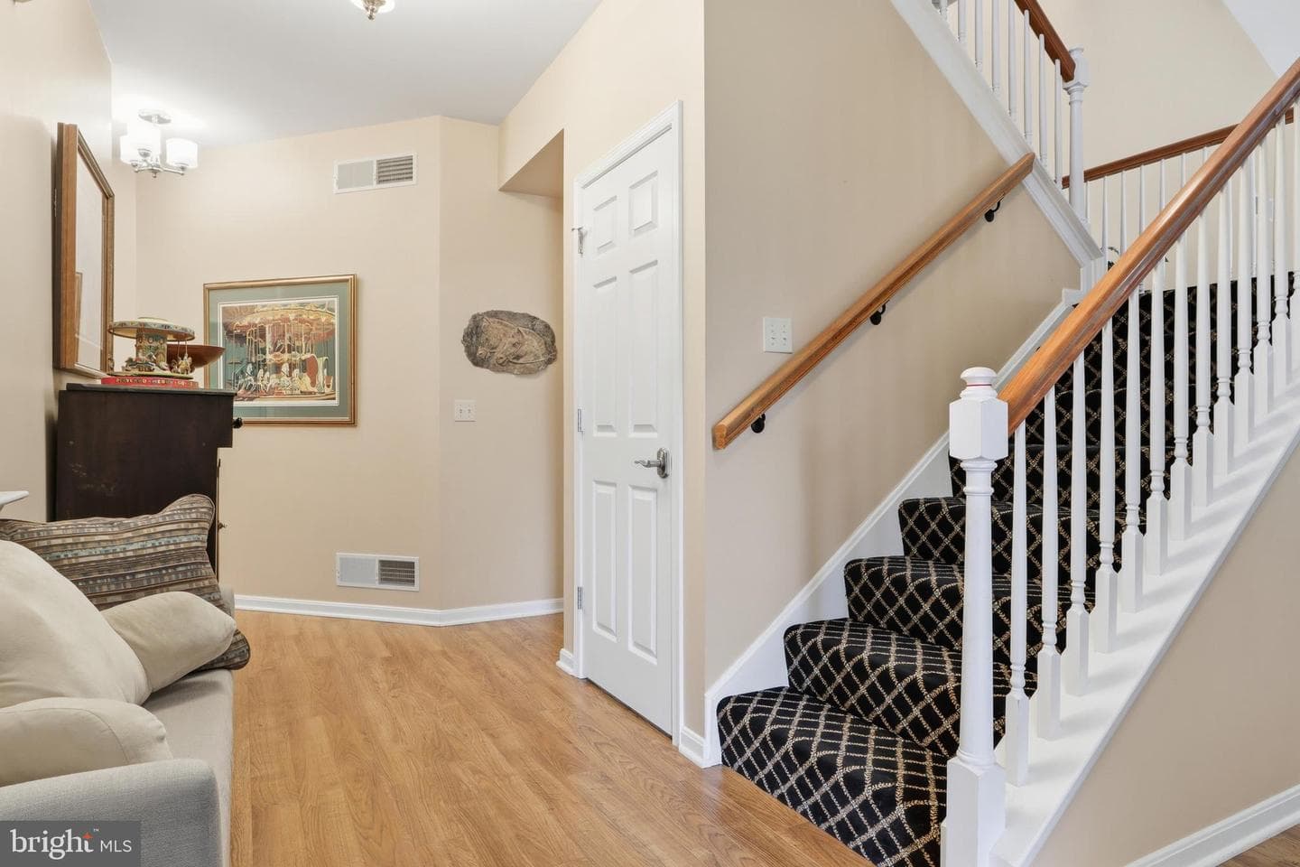 1823 Stone Hill Drive photo 27