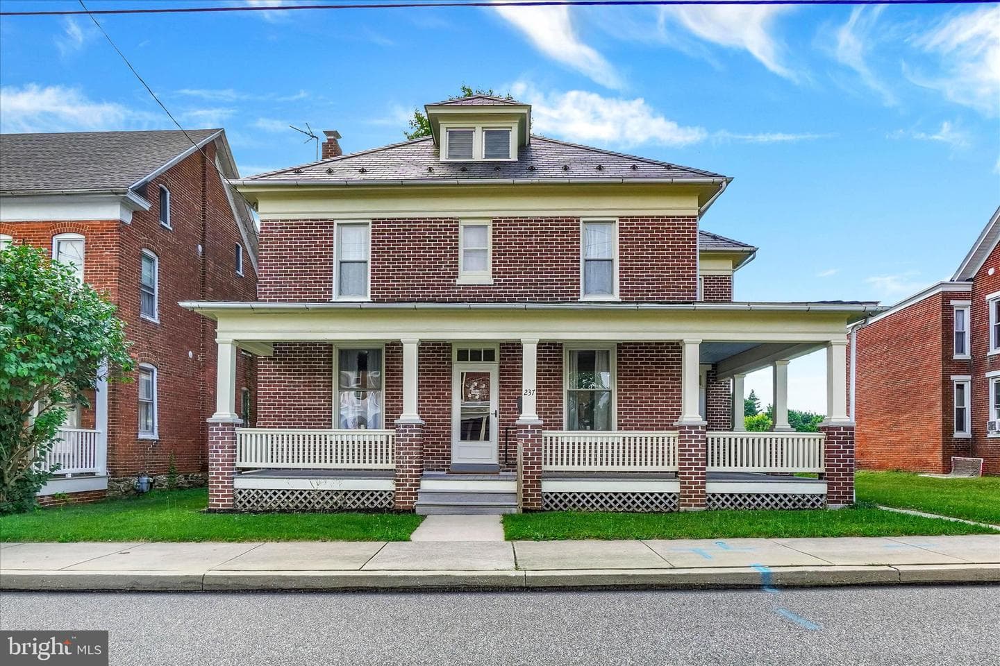 237 S Pleasant Avenue, Dallastown