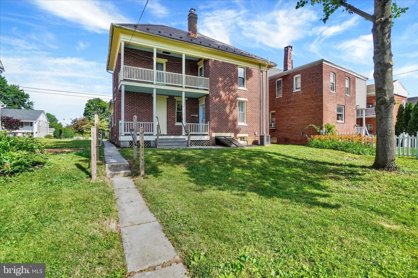 237 S Pleasant Avenue photo 24