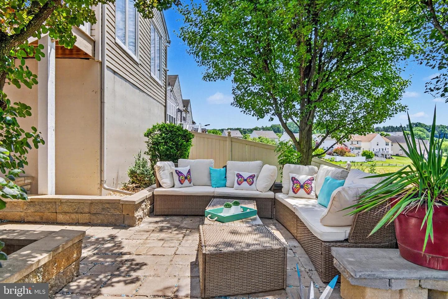 325 Thomas Armor Drive photo 8
