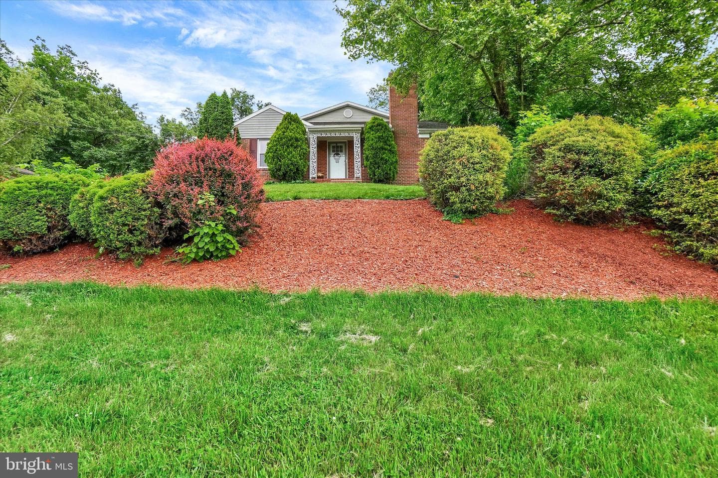 40 W Locust Lane photo 1