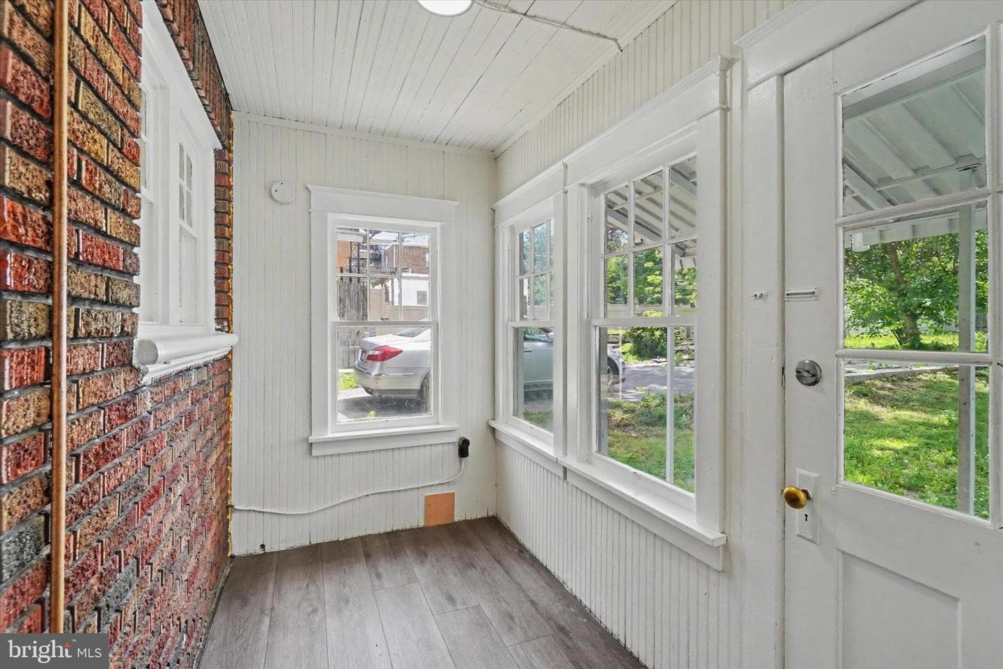 40 N Hartman Street photo 11