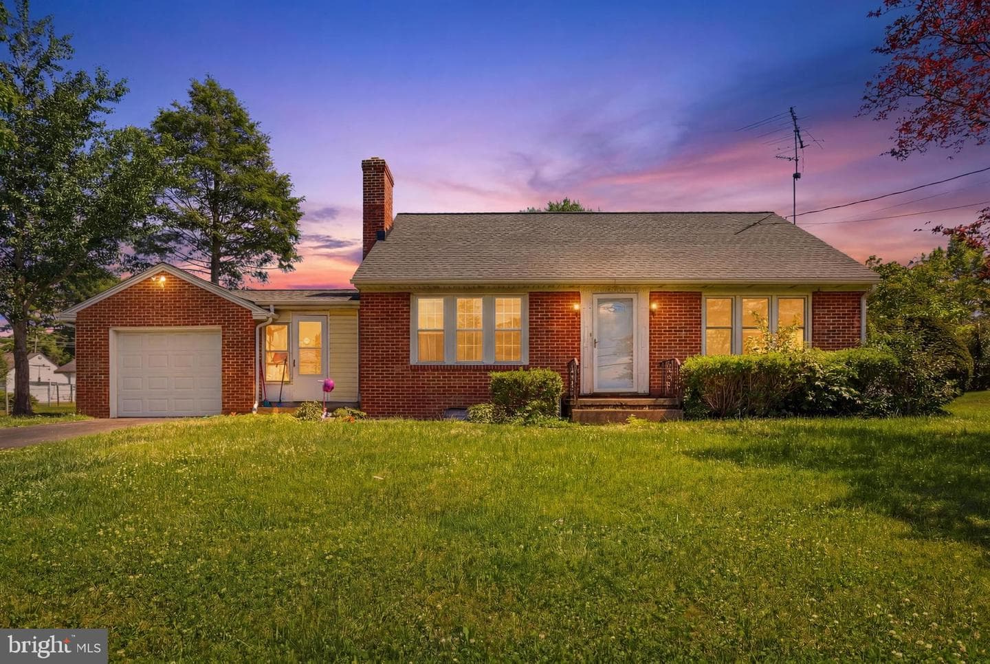 30 Hanover Street, Spring Grove