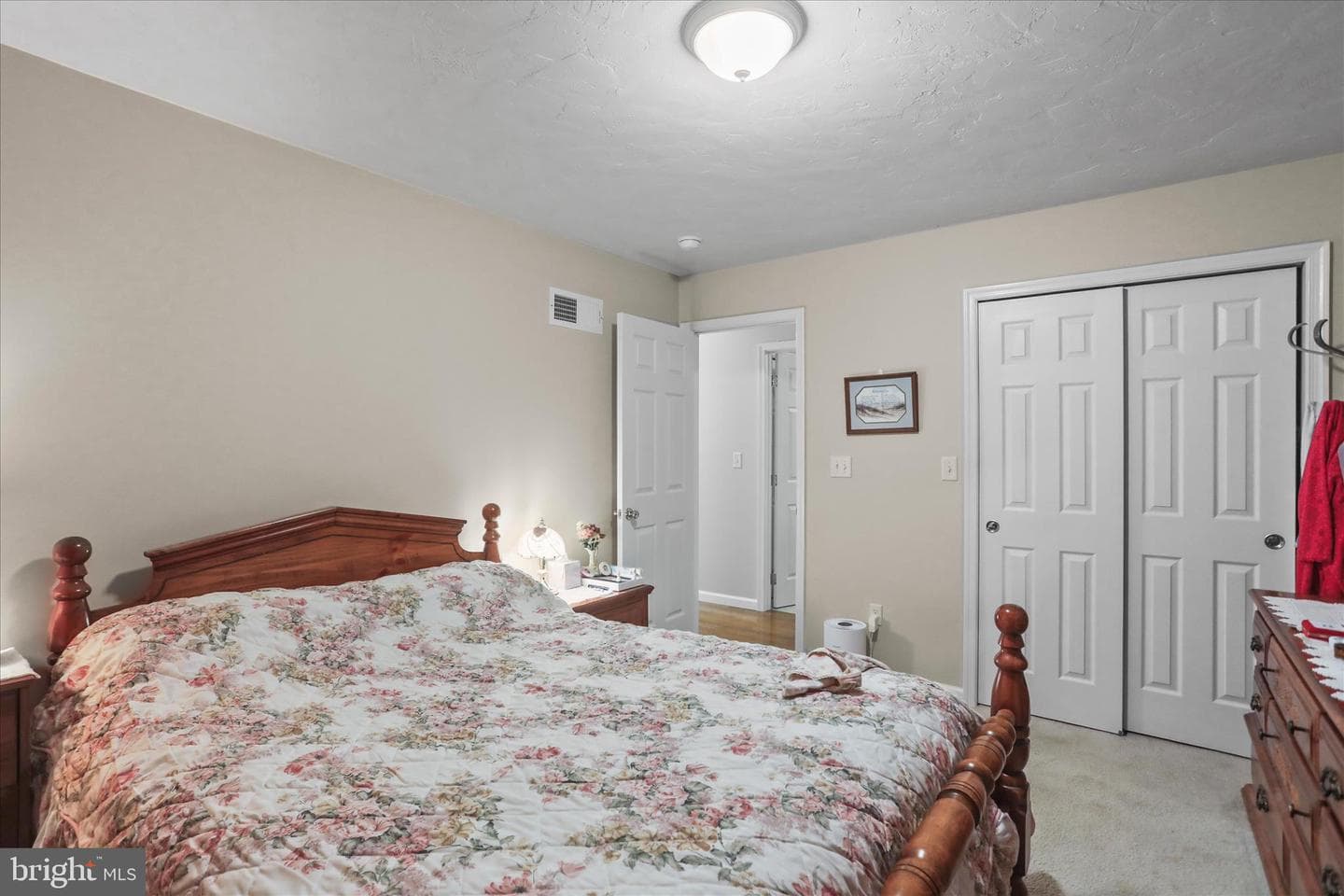 2440 Belair Drive photo 21