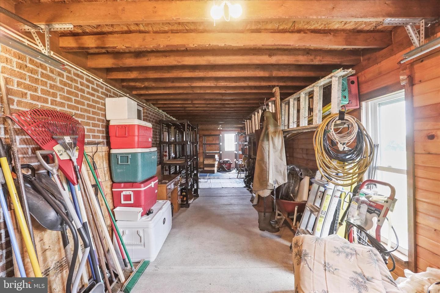 2440 Belair Drive photo 34