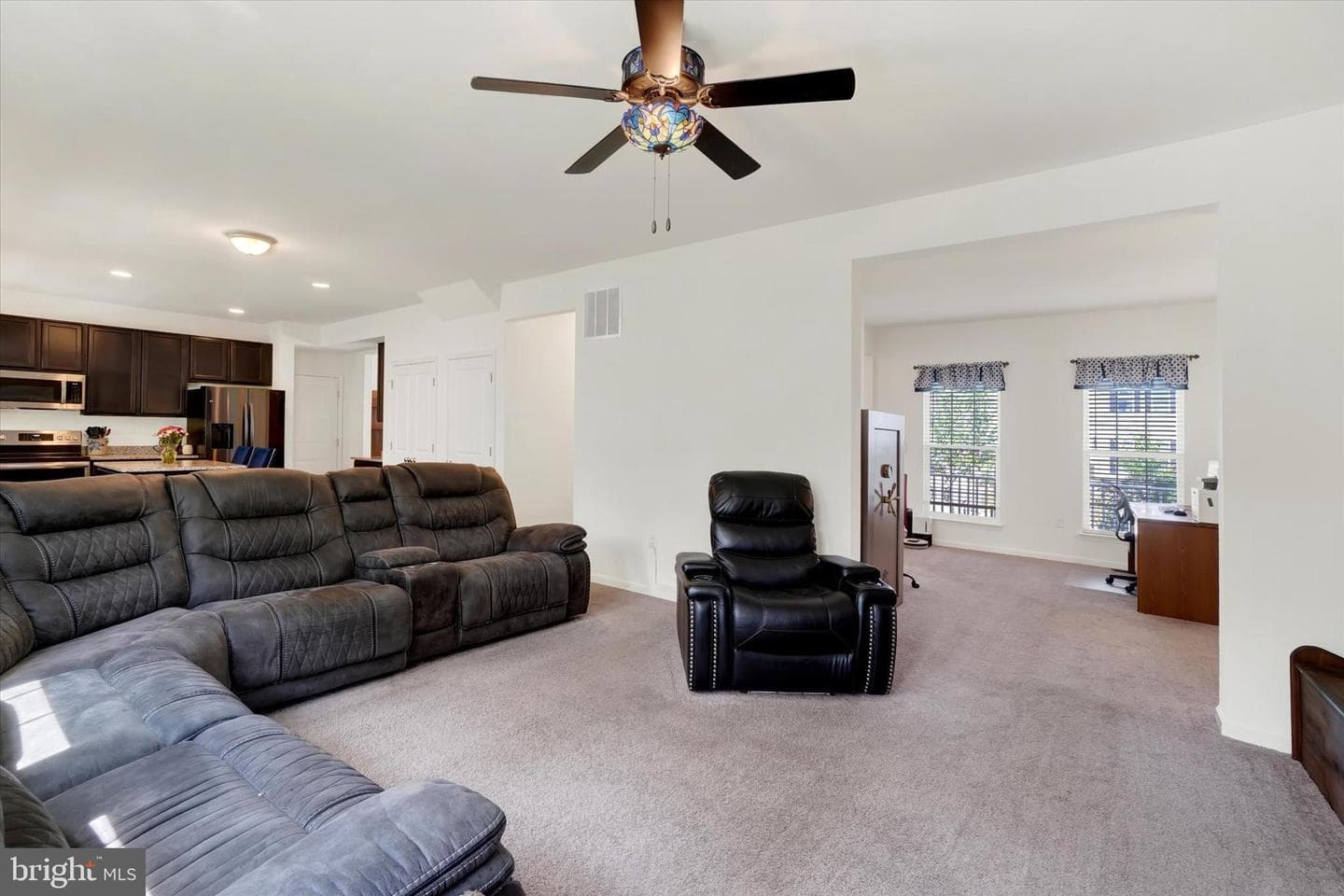 215 Thoroughbred Drive photo 10