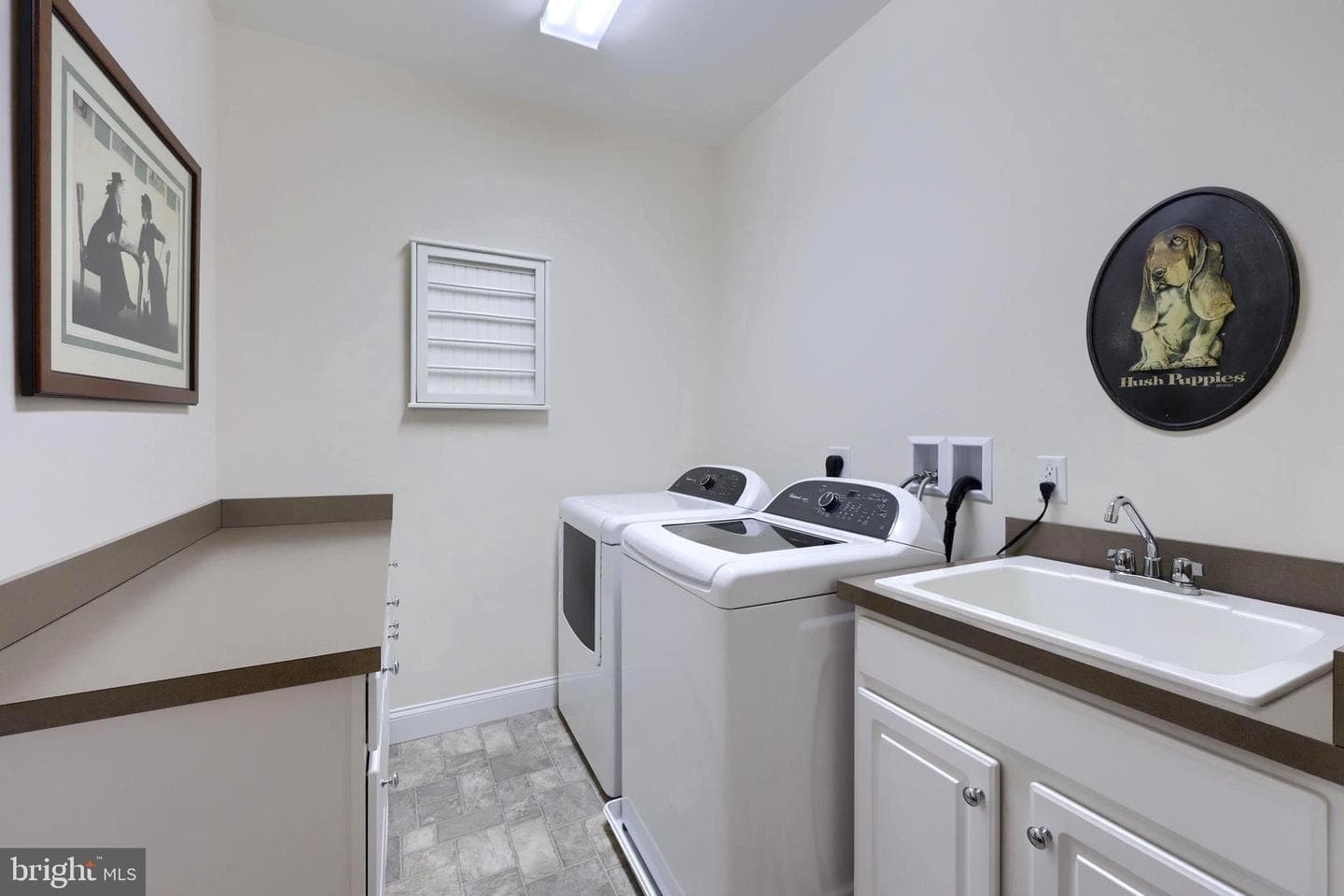 865 Meadow Court photo 37