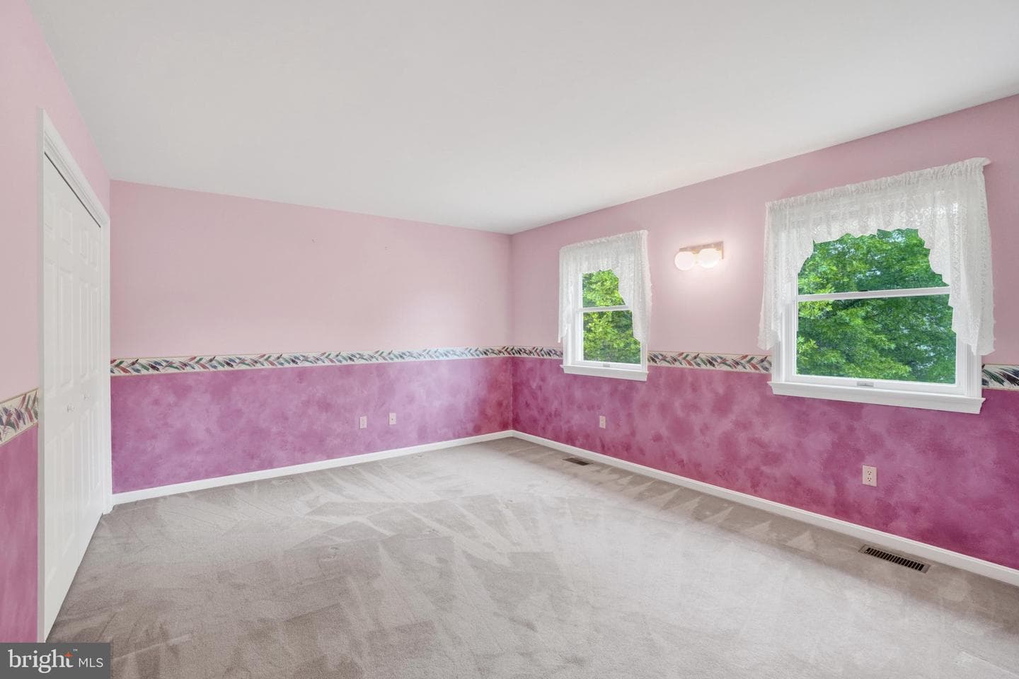 110 Catherine Court photo 25