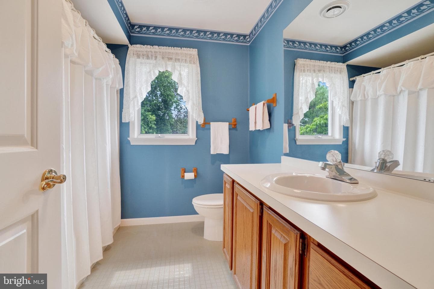 110 Catherine Court photo 27