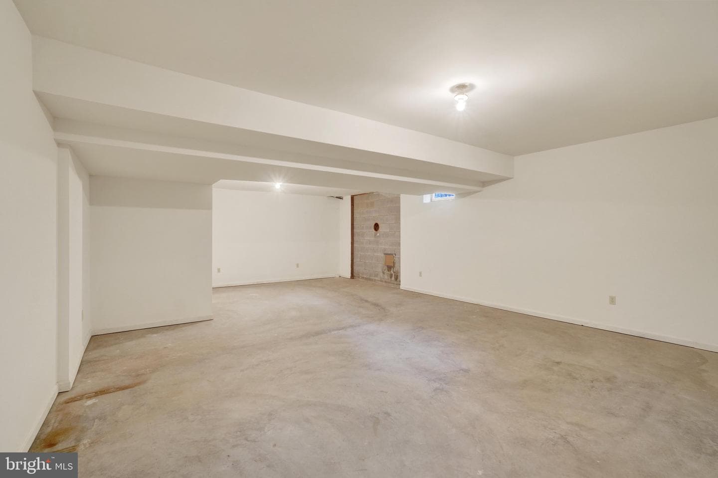 110 Catherine Court photo 28