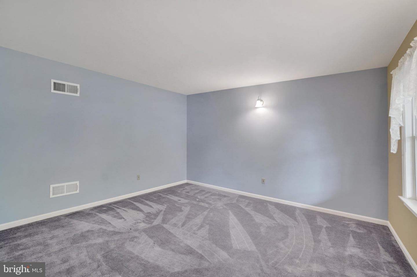 110 Catherine Court photo 5