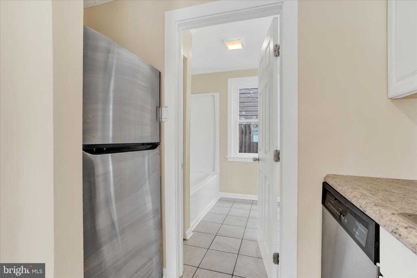 1109 Roosevelt Avenue photo 15