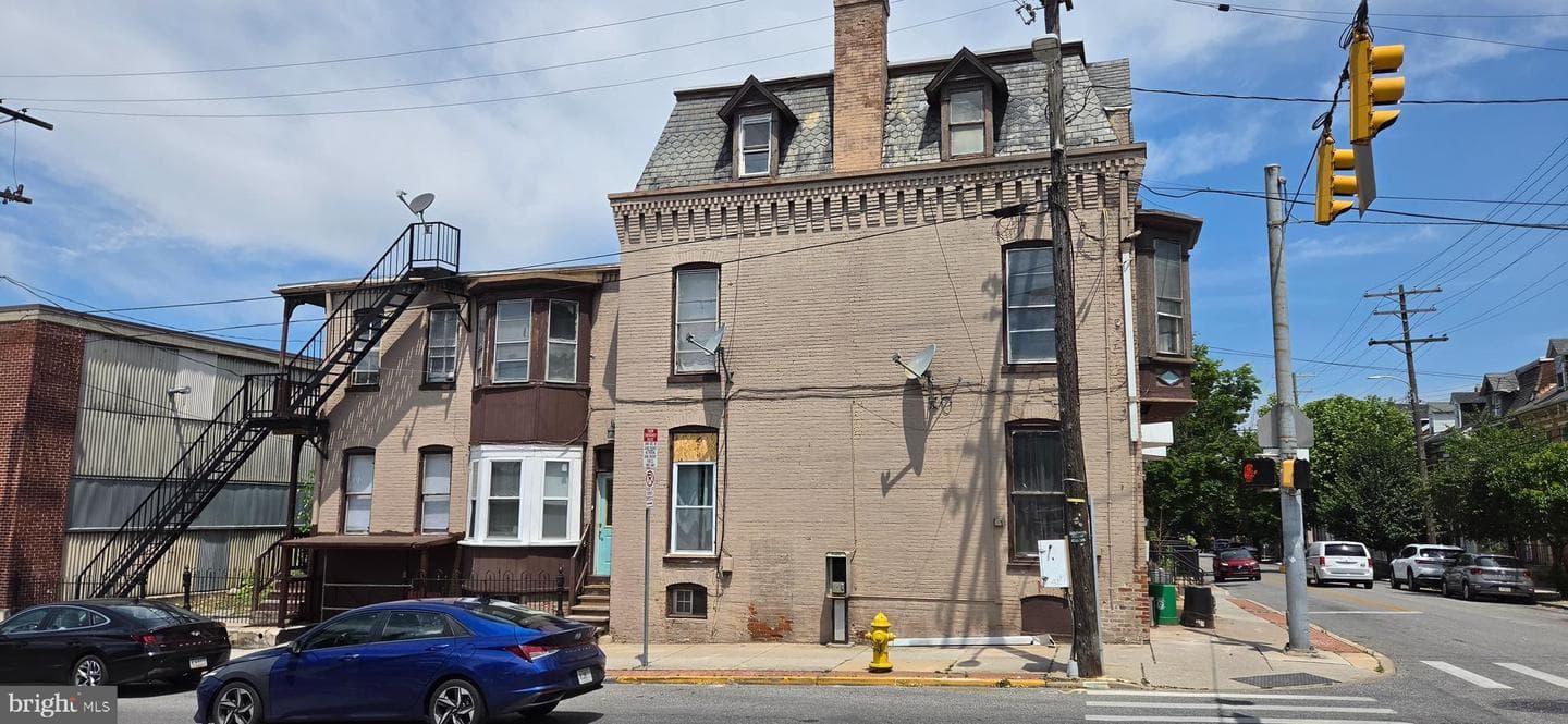 158 S Pershing Avenue photo 14