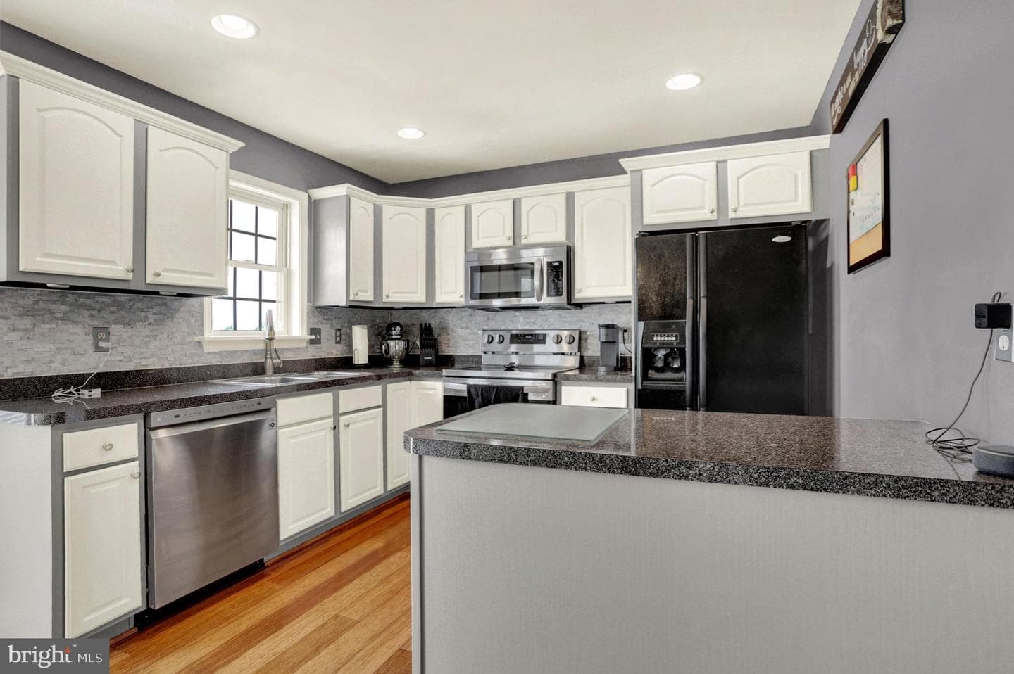 415 Clover Street photo 14