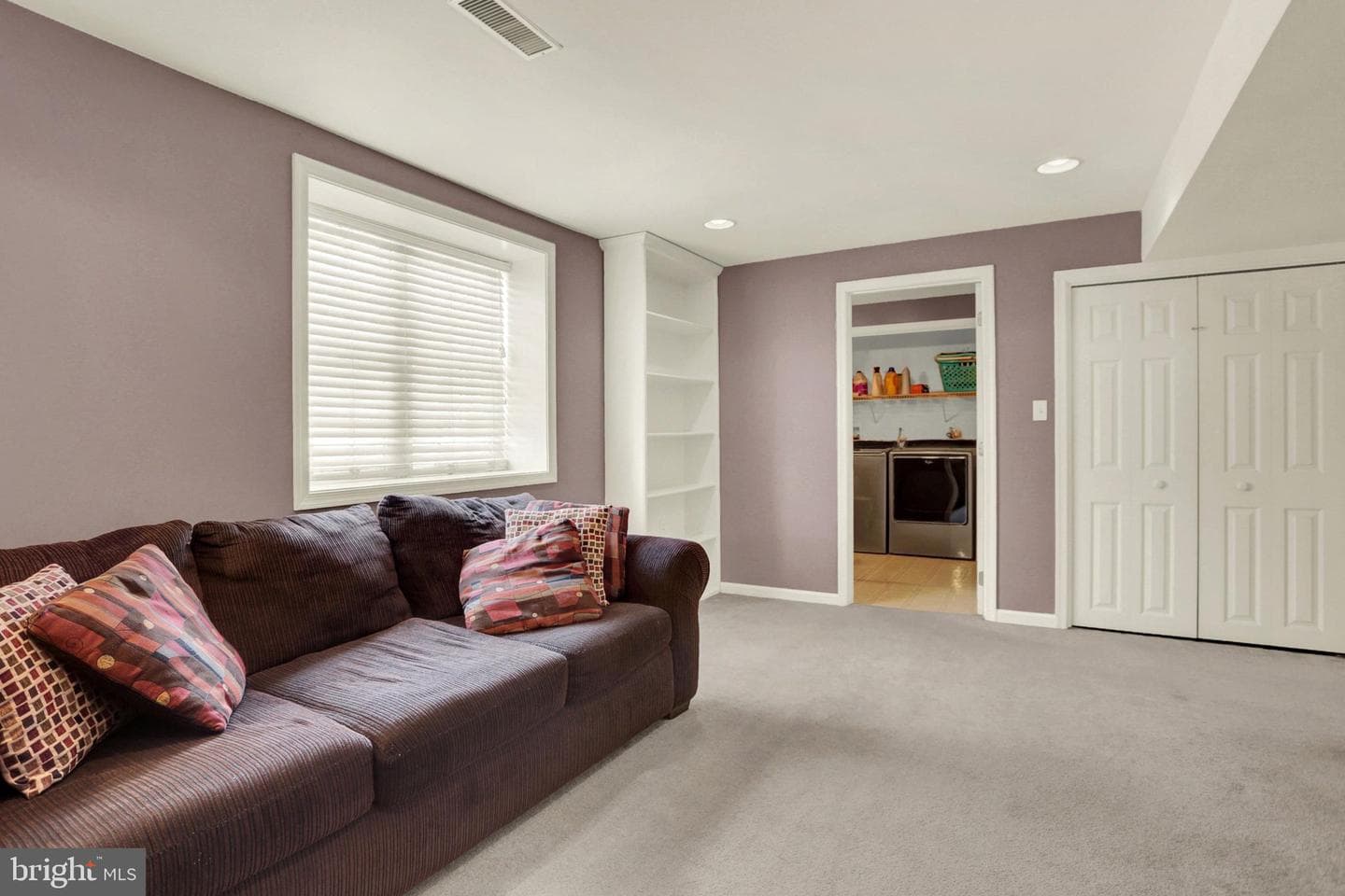 415 Clover Street photo 29