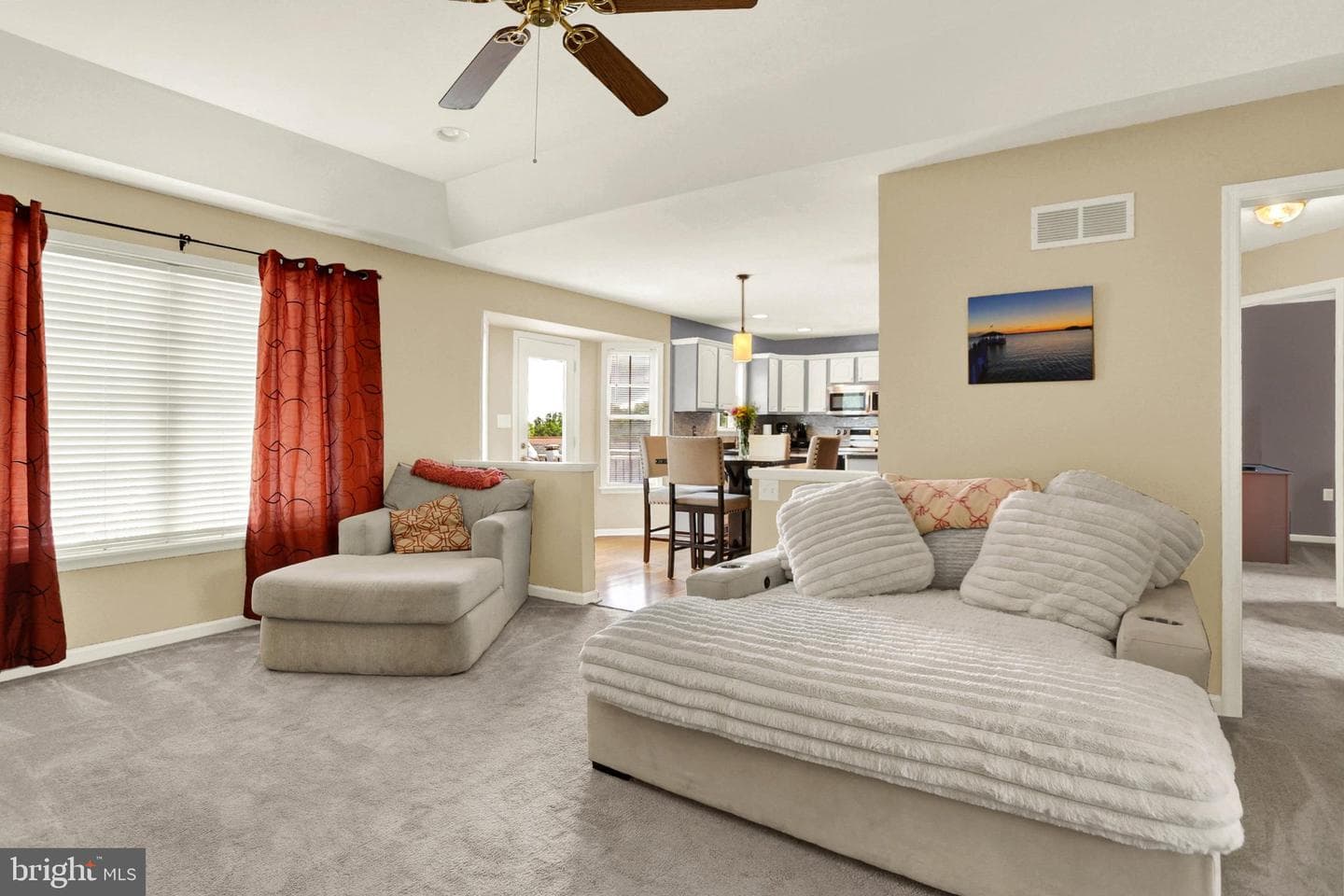 415 Clover Street photo 9