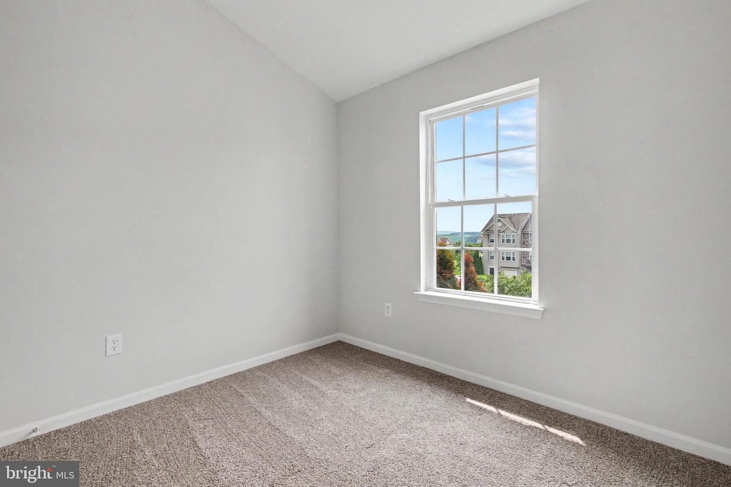 230 Country Ridge Drive photo 17