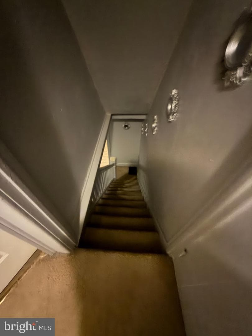 132 W Boundary Avenue photo 6