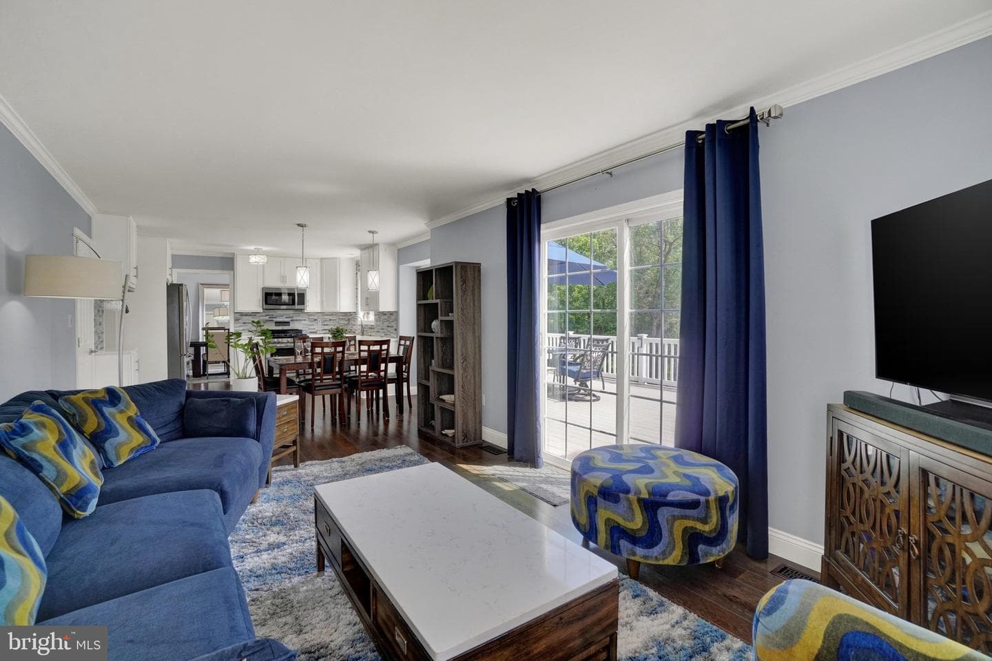 118 Charles Avenue photo 14