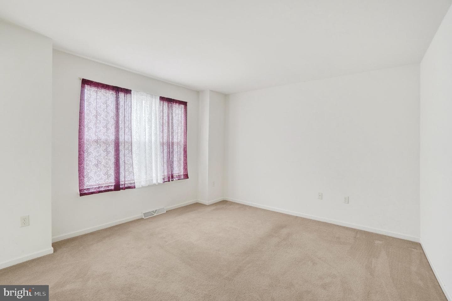45 Yarrow Court photo 16