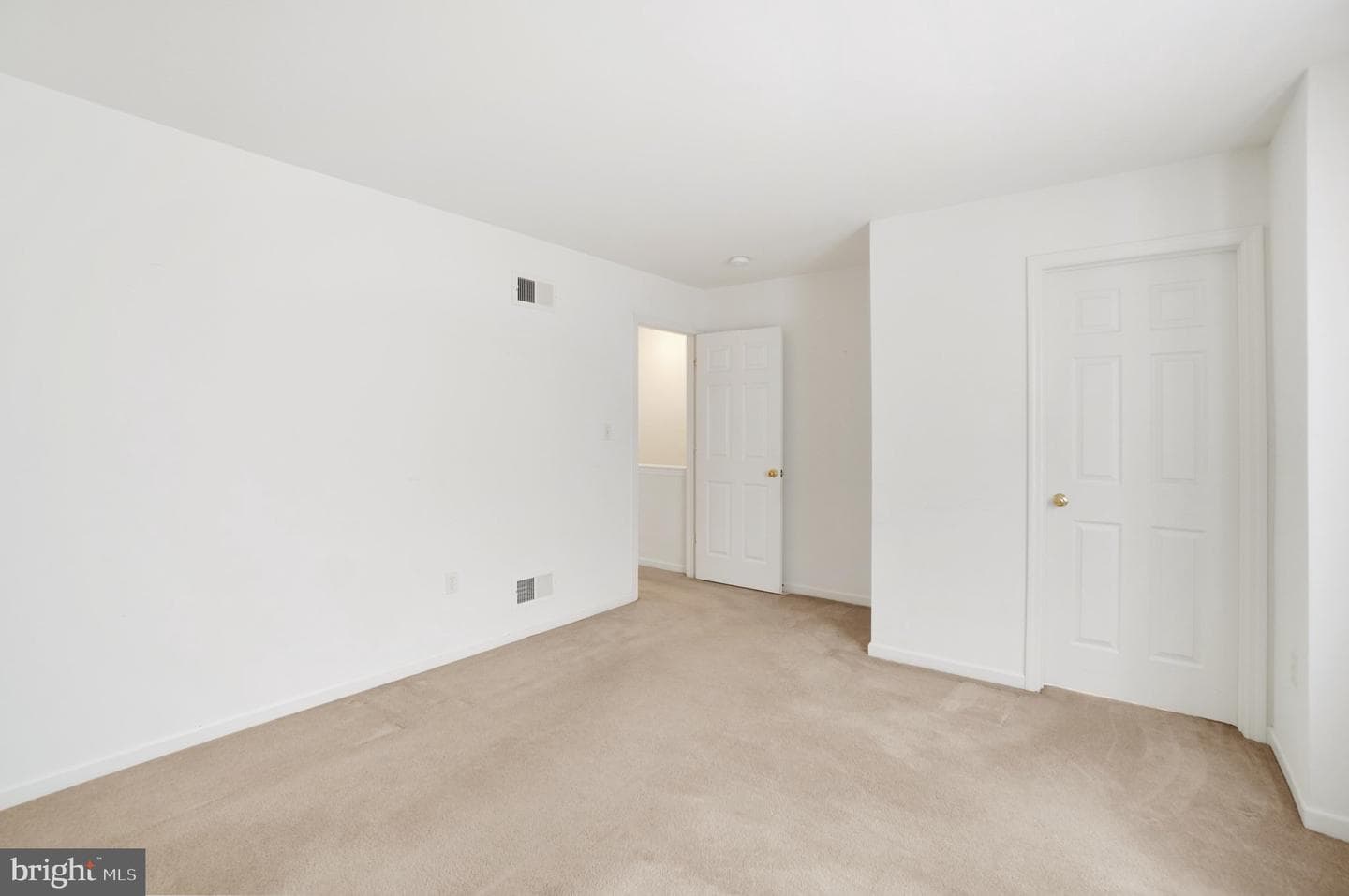 45 Yarrow Court photo 17
