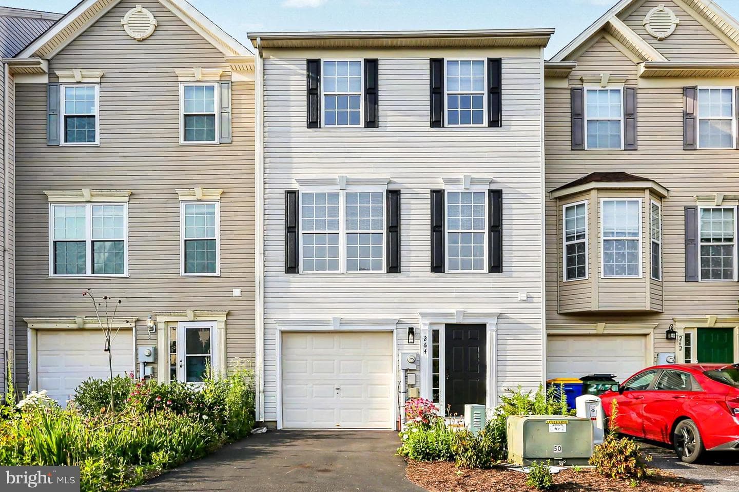 264 Country Ridge Dr, Red Lion