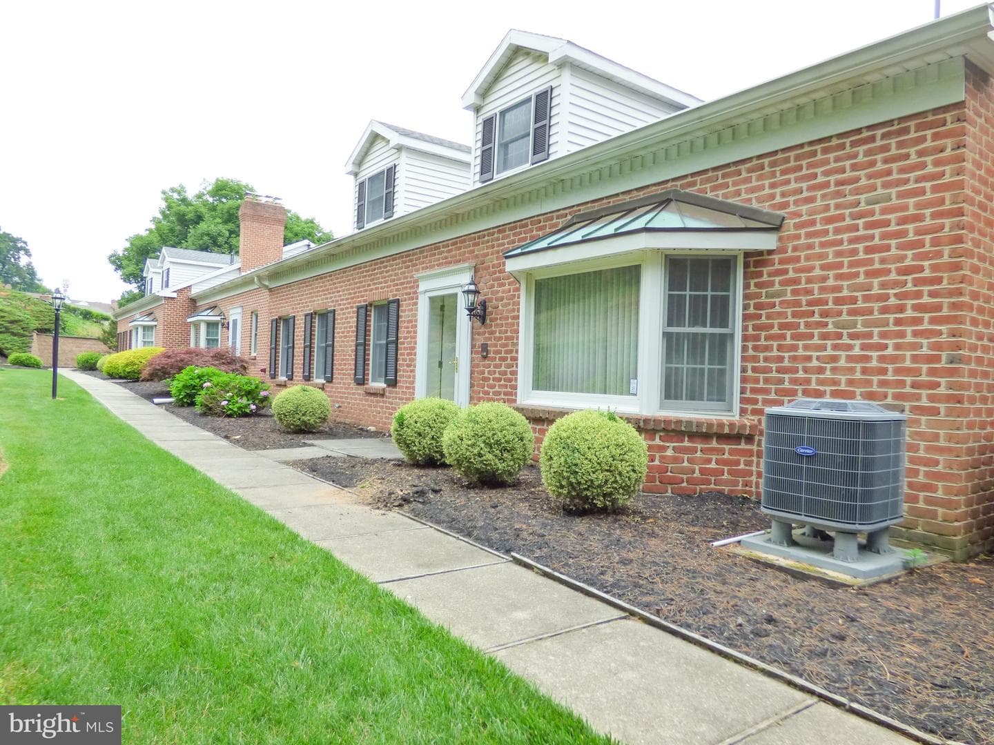 2006 Wyntre Brooke Drive SW, York