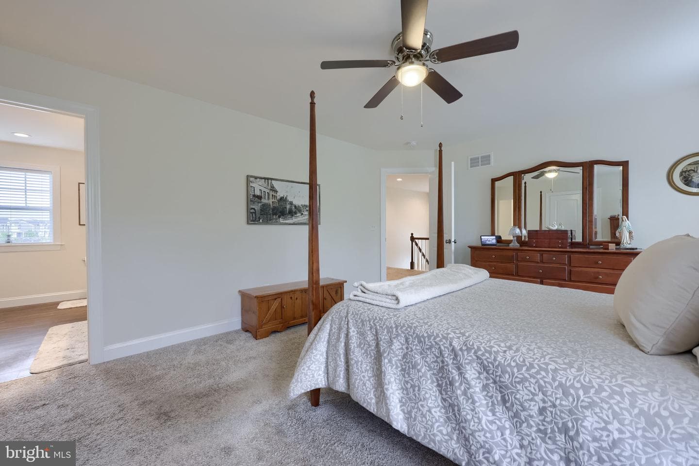 390 Taylor Drive photo 20
