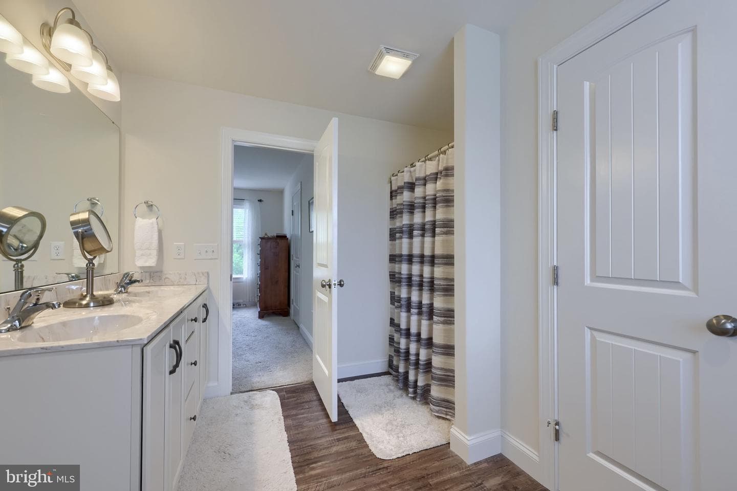 390 Taylor Drive photo 22