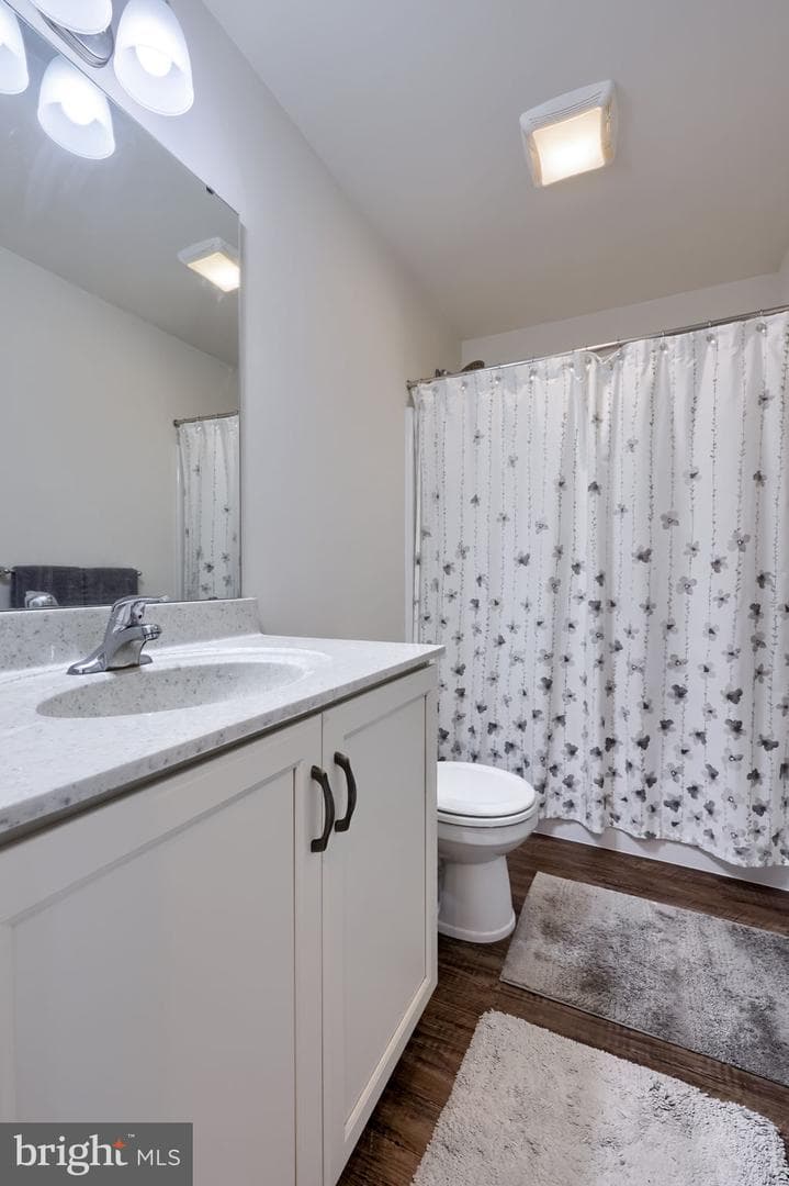 390 Taylor Drive photo 28