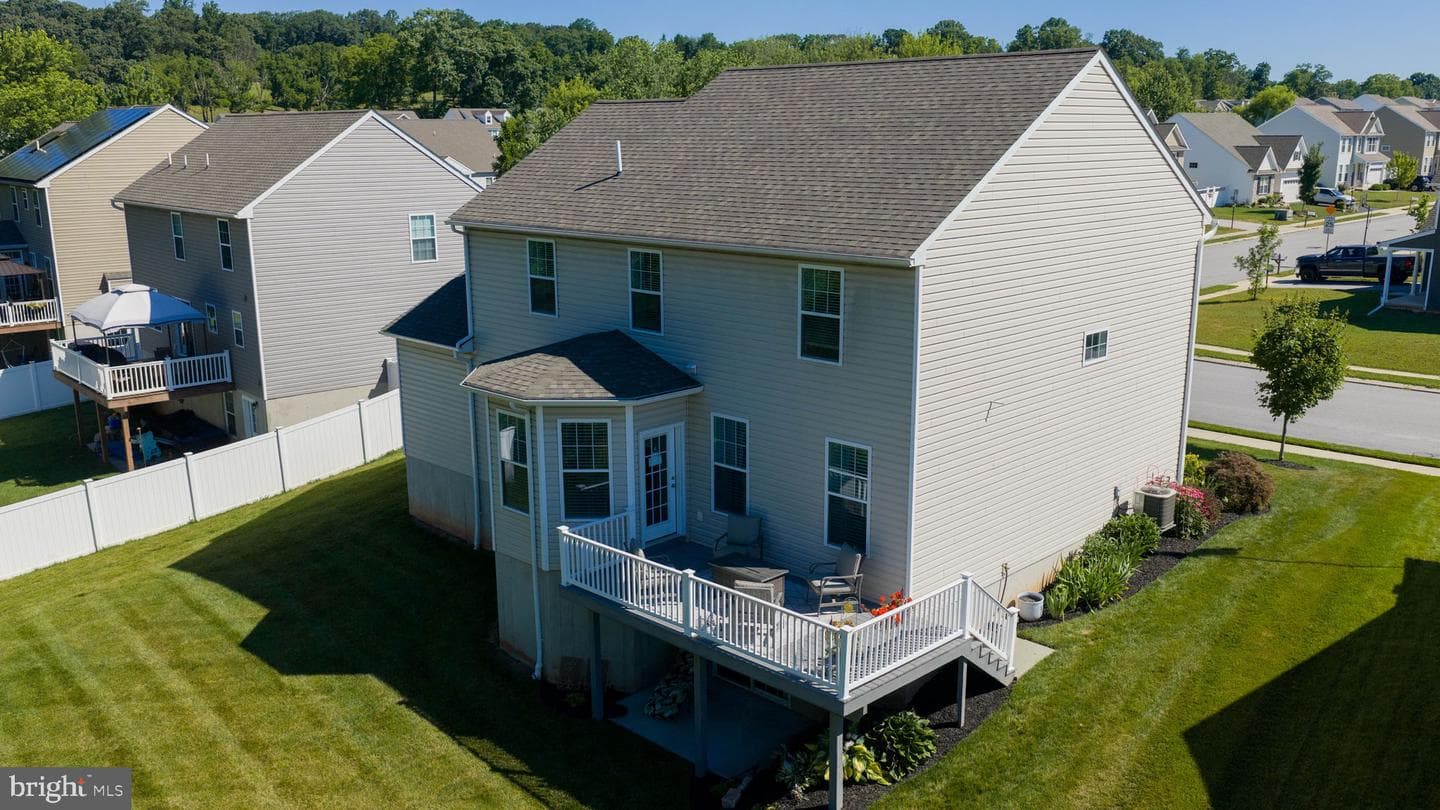 390 Taylor Drive photo 34