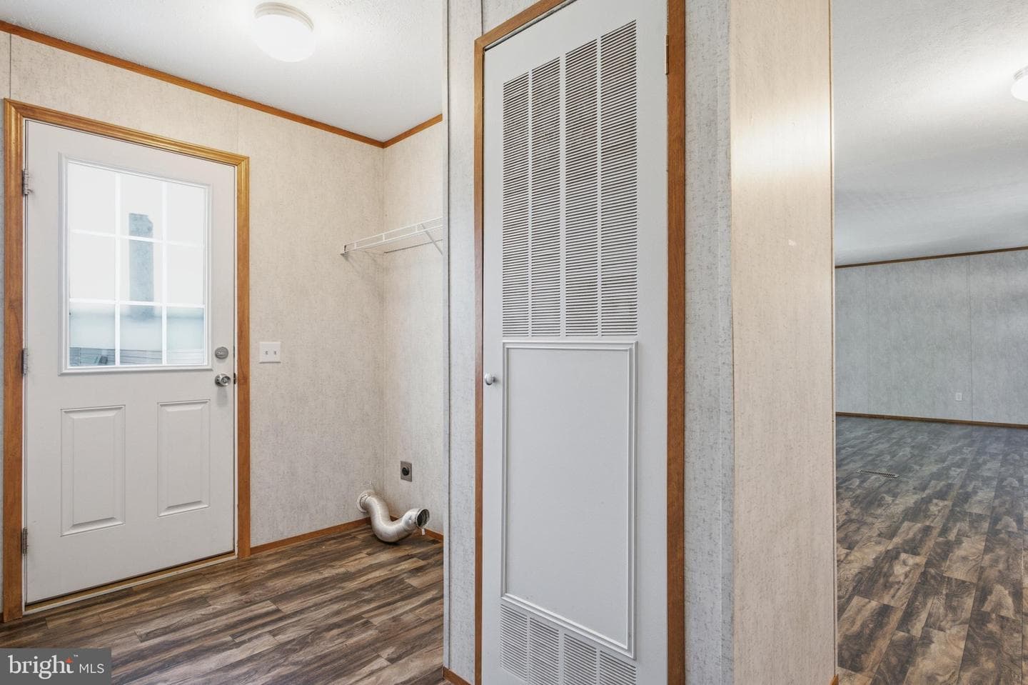 2 Walmar Manor photo 10