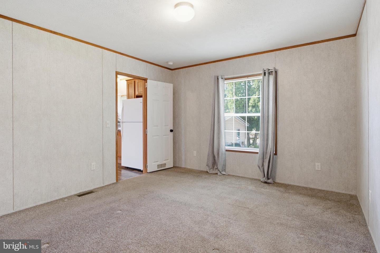 2 Walmar Manor photo 12