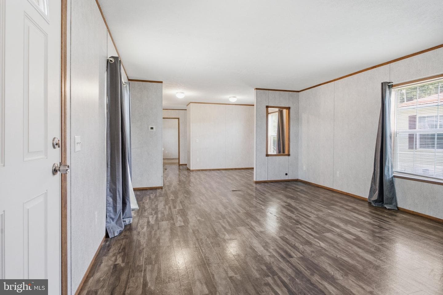 2 Walmar Manor photo 4